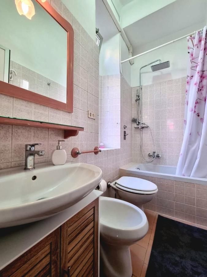 Relaxing In The Heart Of Apartment Milan